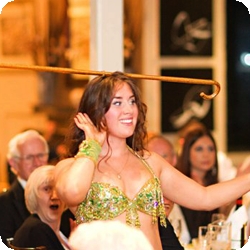 restaurant-dancing-imageof-kirsty-frances